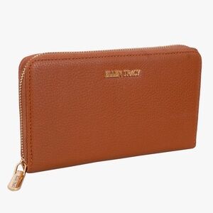 Ellen Tracy wallet NWOT